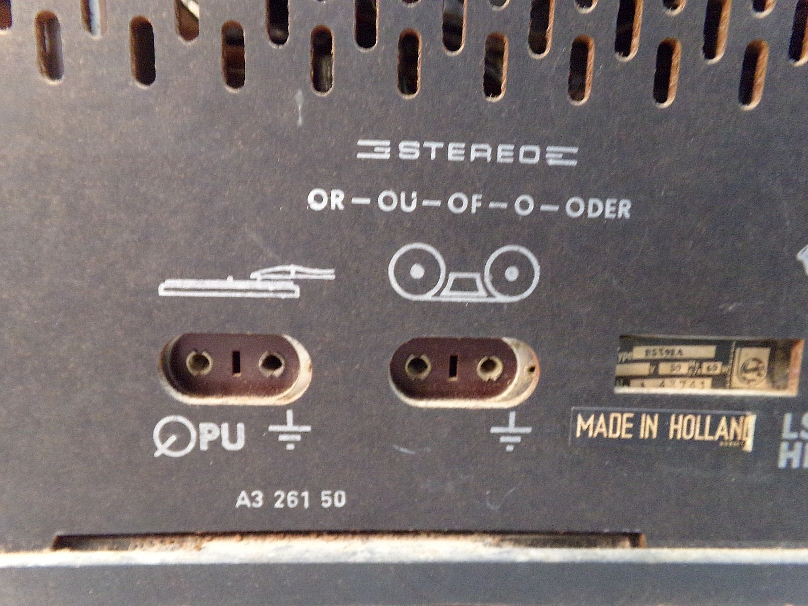 WORKS Norelco Radio Bi-Ampli Made in Holland B5X98A HUGE 21.25" x 13.25" x 8.5"