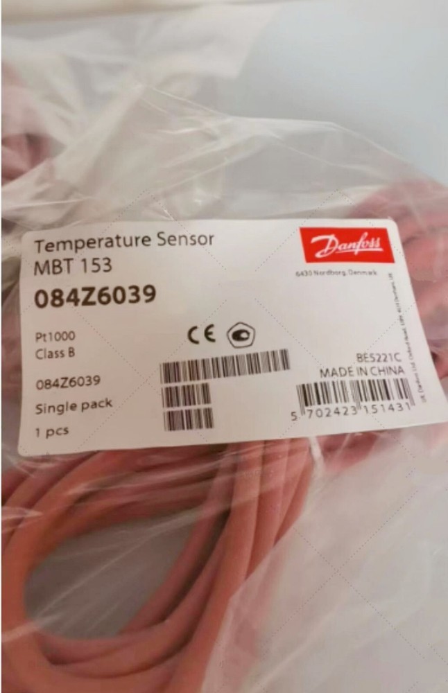 1PCS Danfoss temperature sensor MBT153 084Z6039