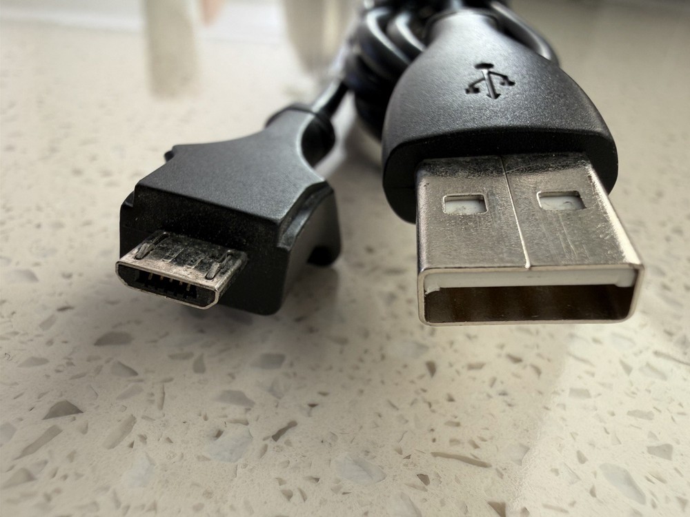 Logitech G700 G700s Wireless Mouse Micro USB Charging Data Cable Genuine