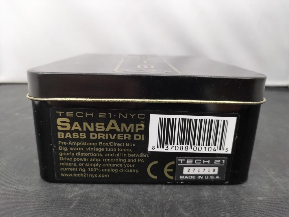 TECH21 SANS old specification bass effector