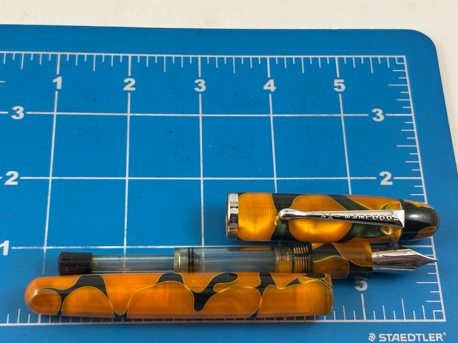 Judd's Very Nice Noodler's Marble Acrylic Piston Fill Fountain Pen w/Medium Nib