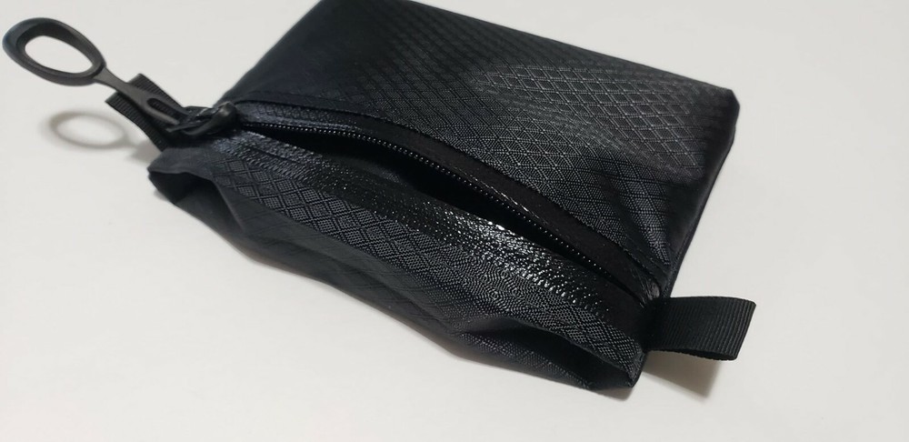 trail wallet water resistant zip pouch black