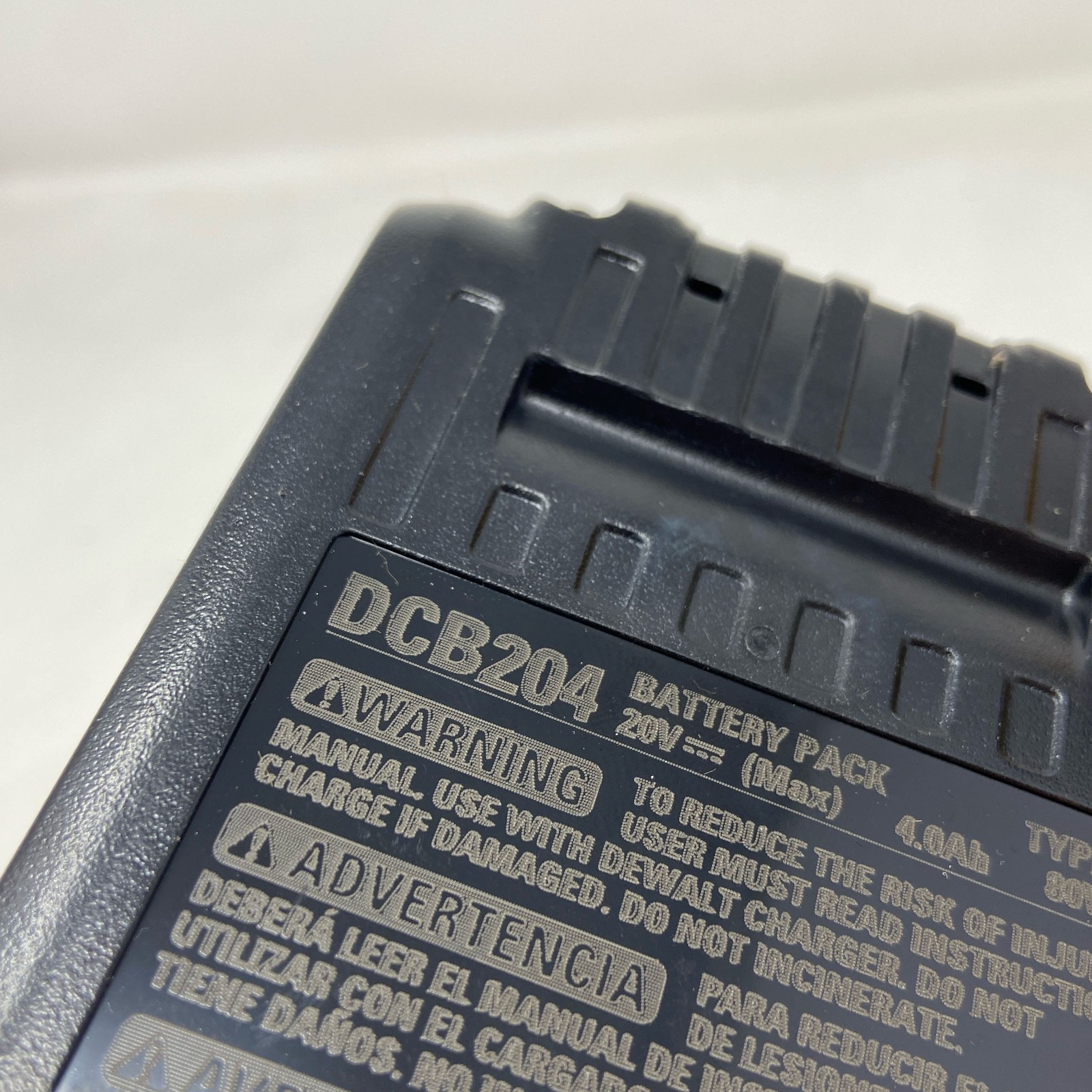 DEWALT XR 20V MAX 4.0Ah Lithium-Ion Batteries DCB204 2-Pack - Yellow/Black