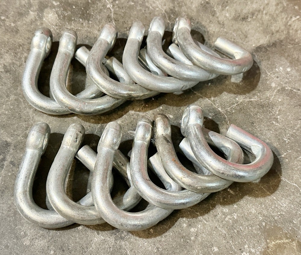 1/2" Cold Shut Quantity (12) New Old Stock