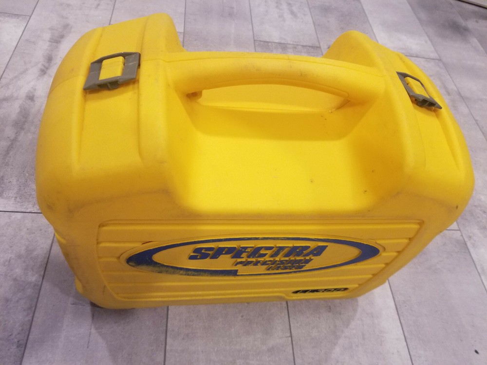 SPECTRA PRECISION LASER LEVEL- LL300