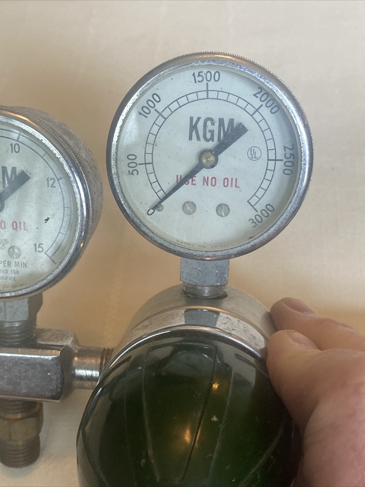 KGM 34-5097 Medium Oxygen Regulator