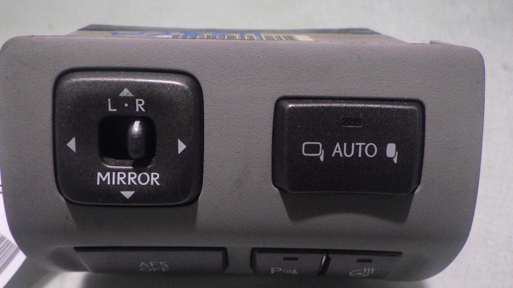 07 LEXUS LS460 Outer Mirror Heated Wheel Control Switch 8487050370