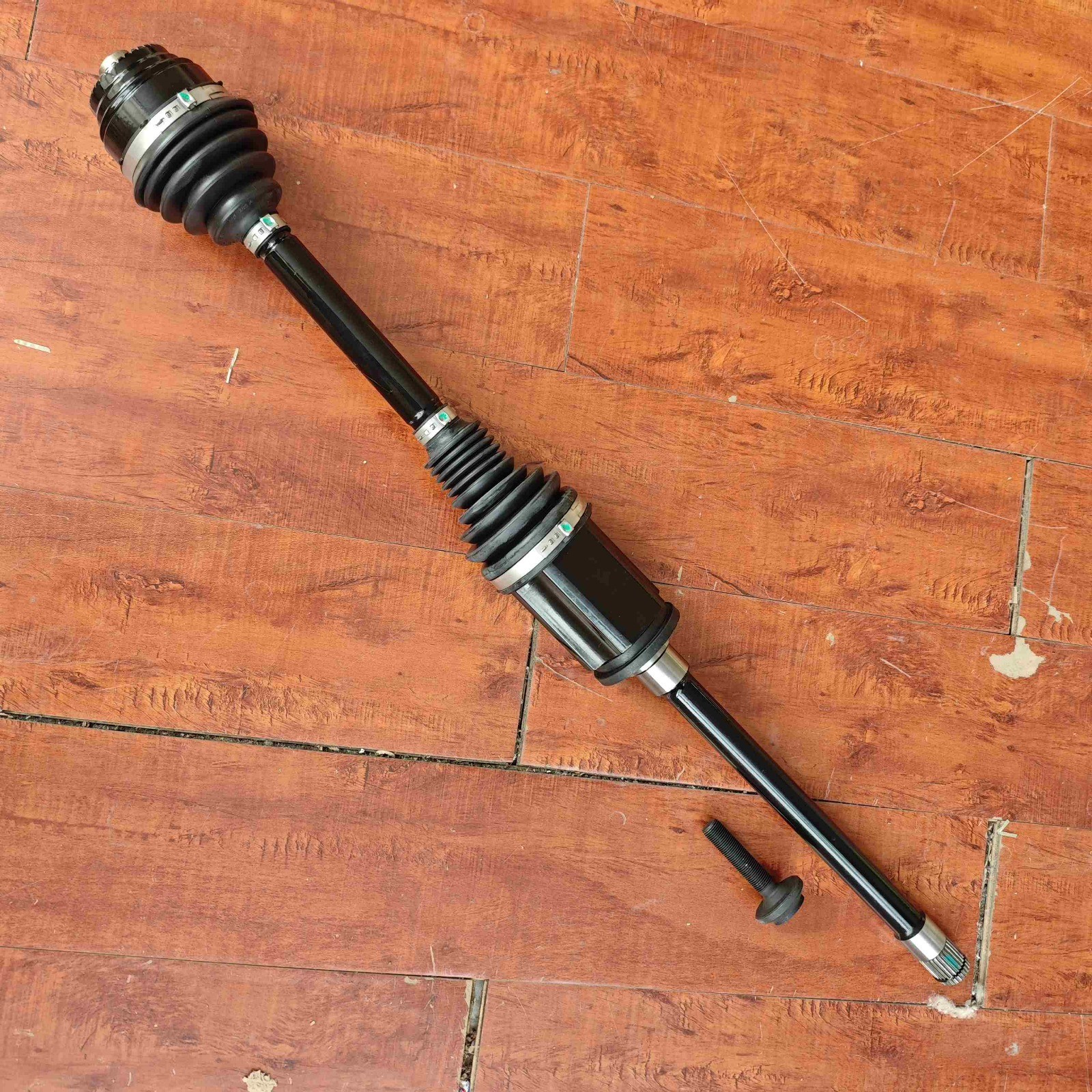 Front Right CV Axle Shaft 31608092196 for BMW M3 M4 G80 G82 G83 xDrive AWD 21-24