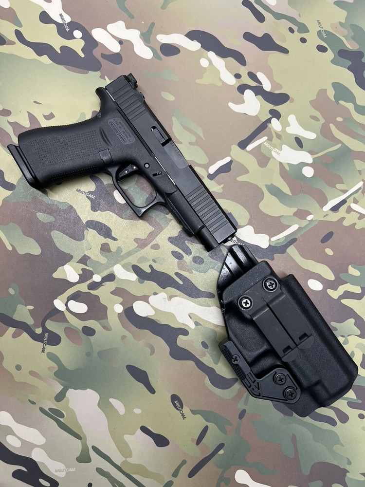 Black Kydex IWB CLAW Holster for Glock 48 MOS