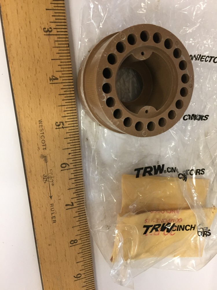 20-PM  CINCH SOCKET NOS