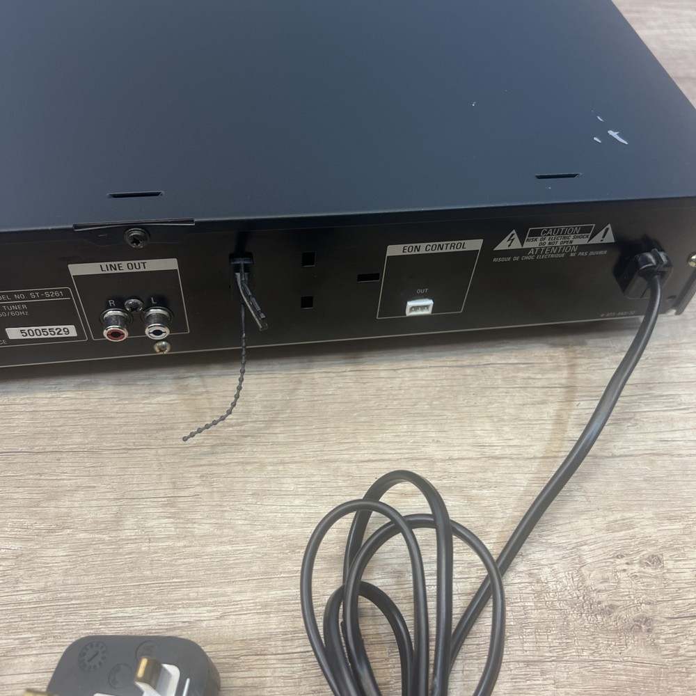 Sony ST-S261 FM tuner Black