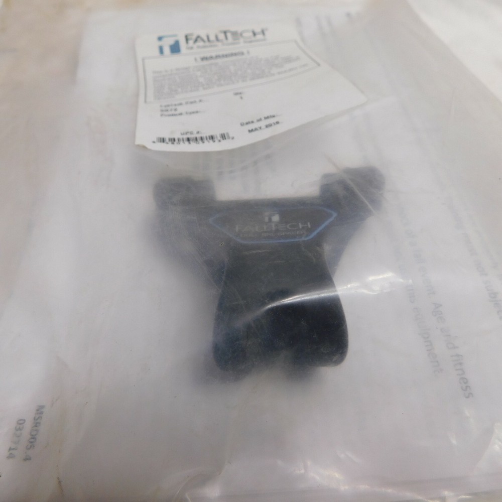 FallTech Carabiners #5072 Alignment Clip to Creat Twin Fall Limiters