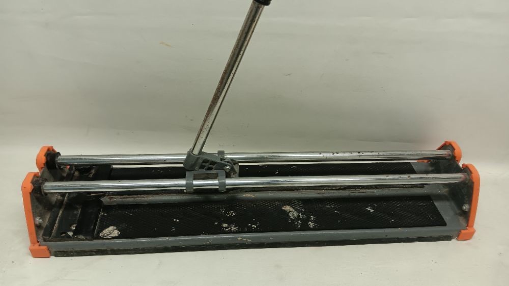 HDX  20" TILE CUTTER