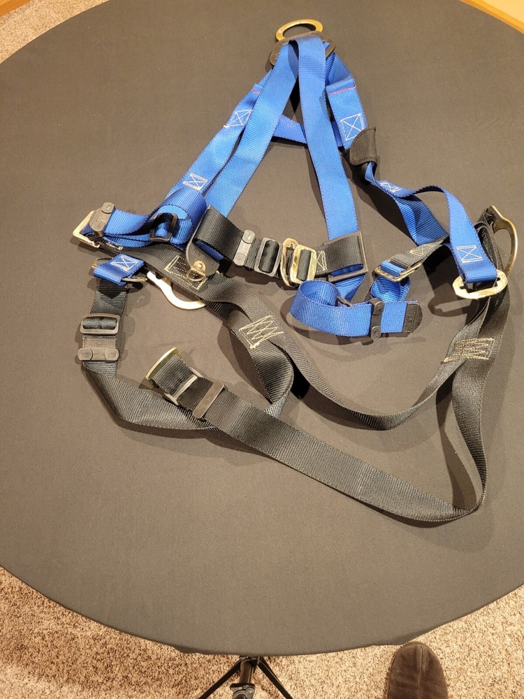 FallTech Rock Tree Climbing Harness Repelling Belt Strap