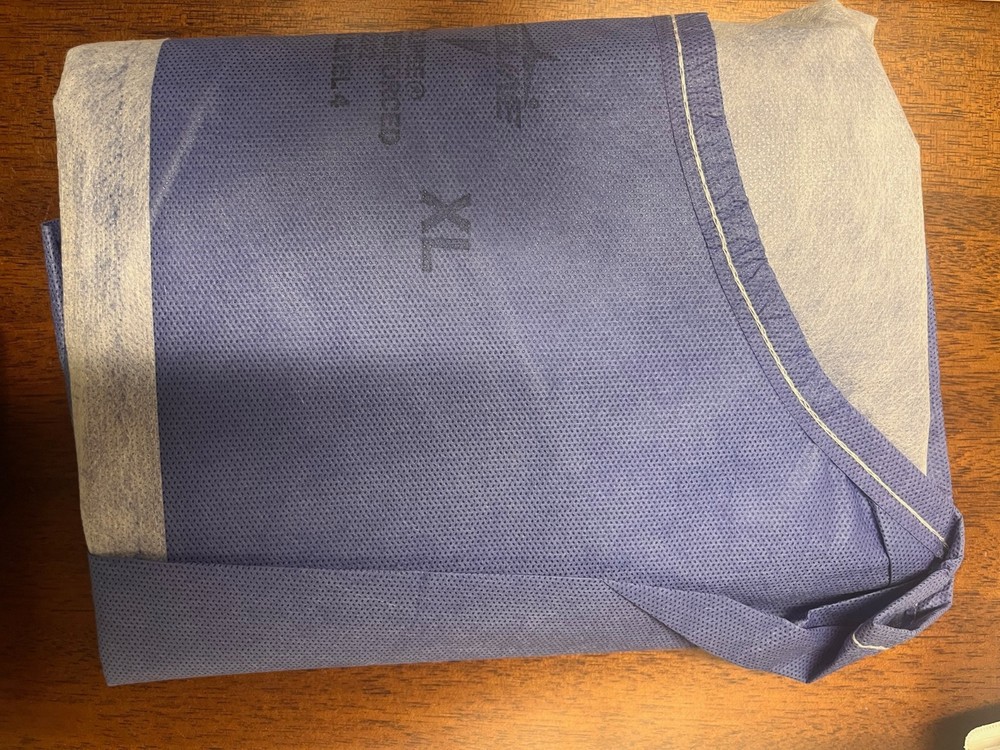 Medline Nonsterile Poly Reinforced Eclipse Gowns