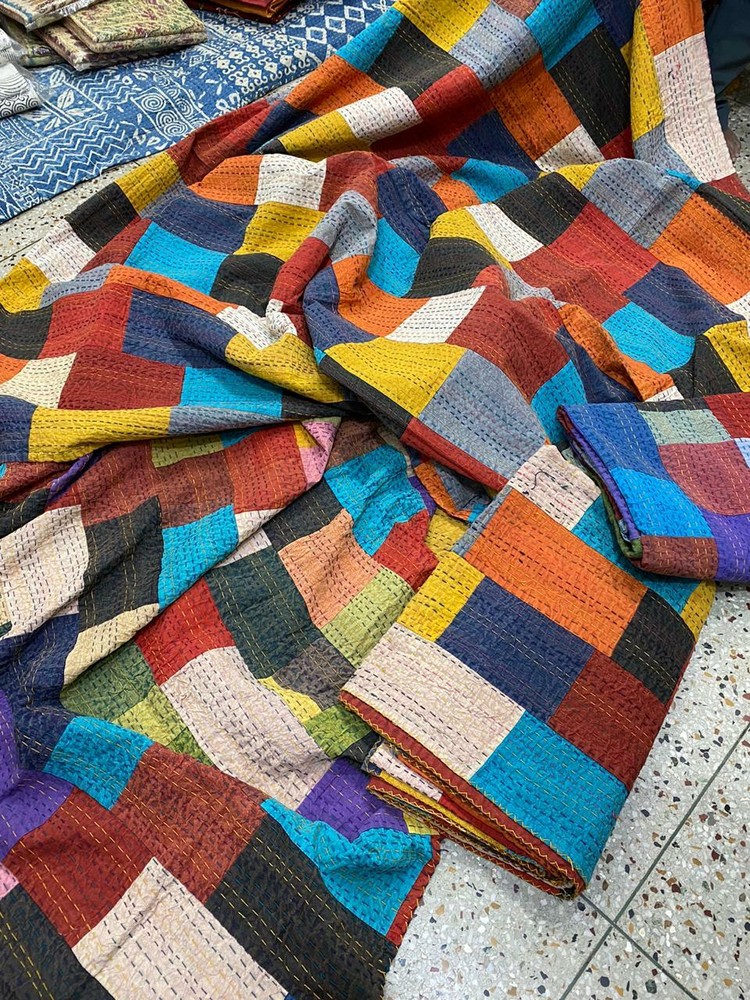Indian Handmade Patchwork Kantha Quilt Throw Reversible Bedspread Twin Blanket