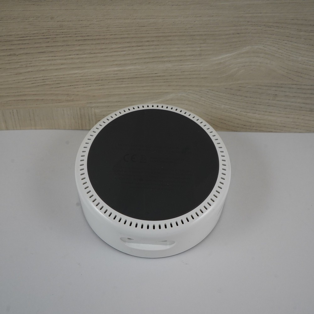 Amazon Dot 2nd Generation White Smart Speaker Model RS03QR NO Power Adapter