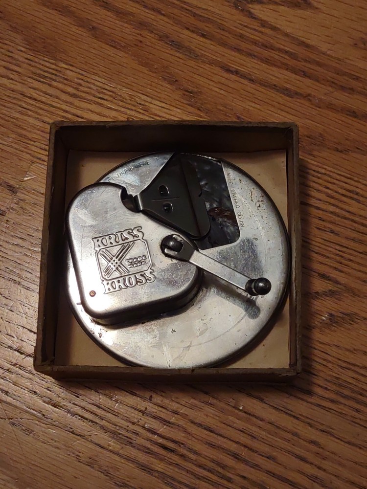 1927 Kriss Kross Stropper Vintage RAZOR BLADE SHARPENER