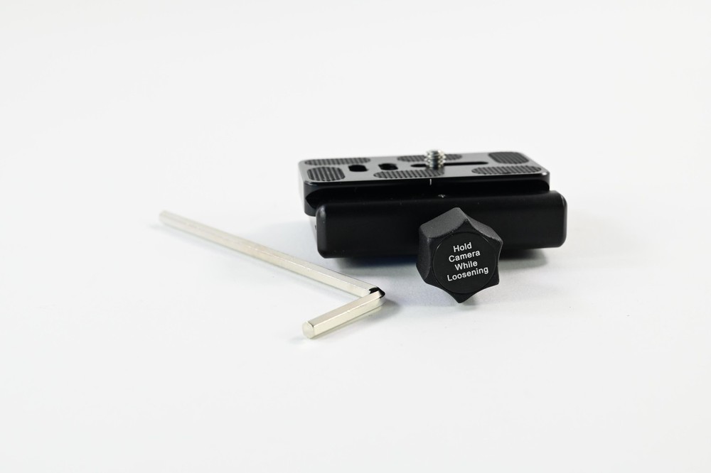 Induro QRT70 Quick Release Adapter #G240