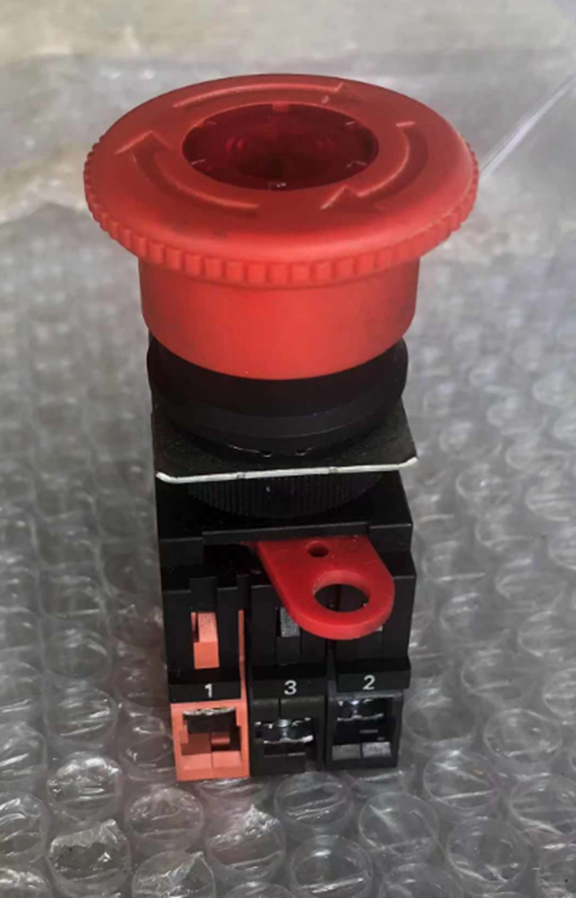NEW OMRON A22EL-M-24A-01 Emergency Stop Switch