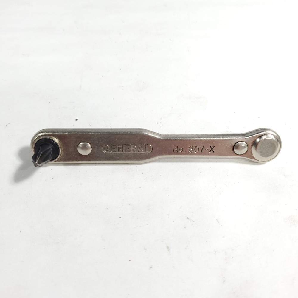 General Hardware 807 Ratcheting Phillips Screwdriver