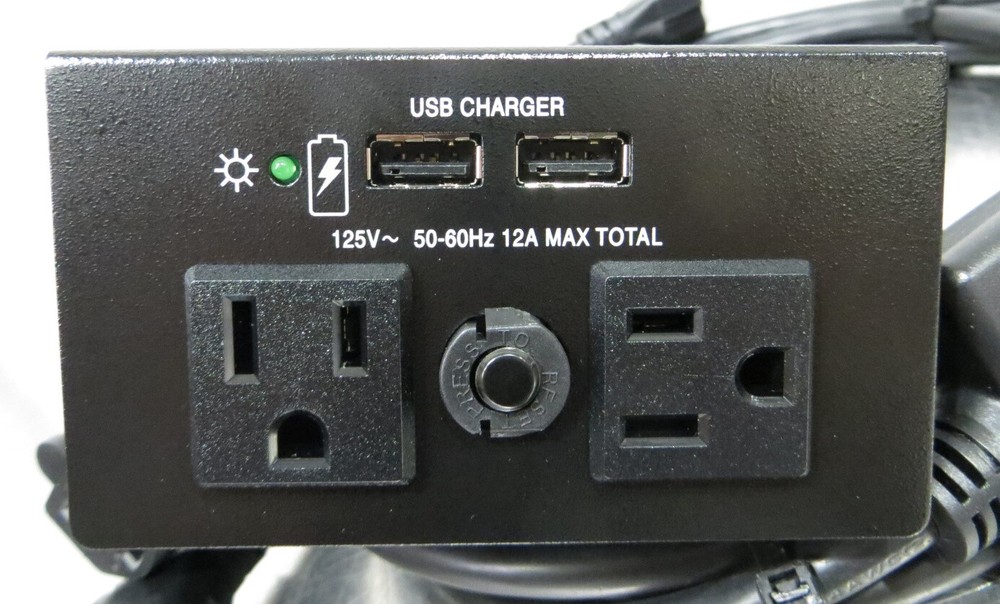 T195060 Extron Cable Cubby 500 BLK w/ AC+USB 244 US Power Module