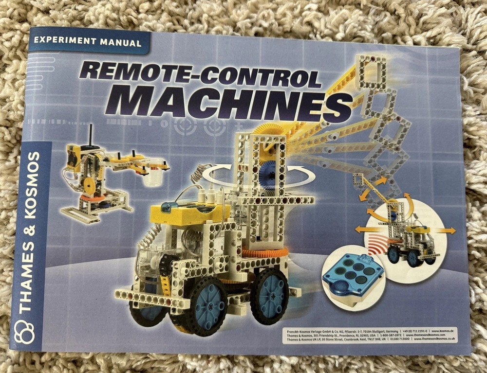 Thames & Kosmos Remote Control Machines