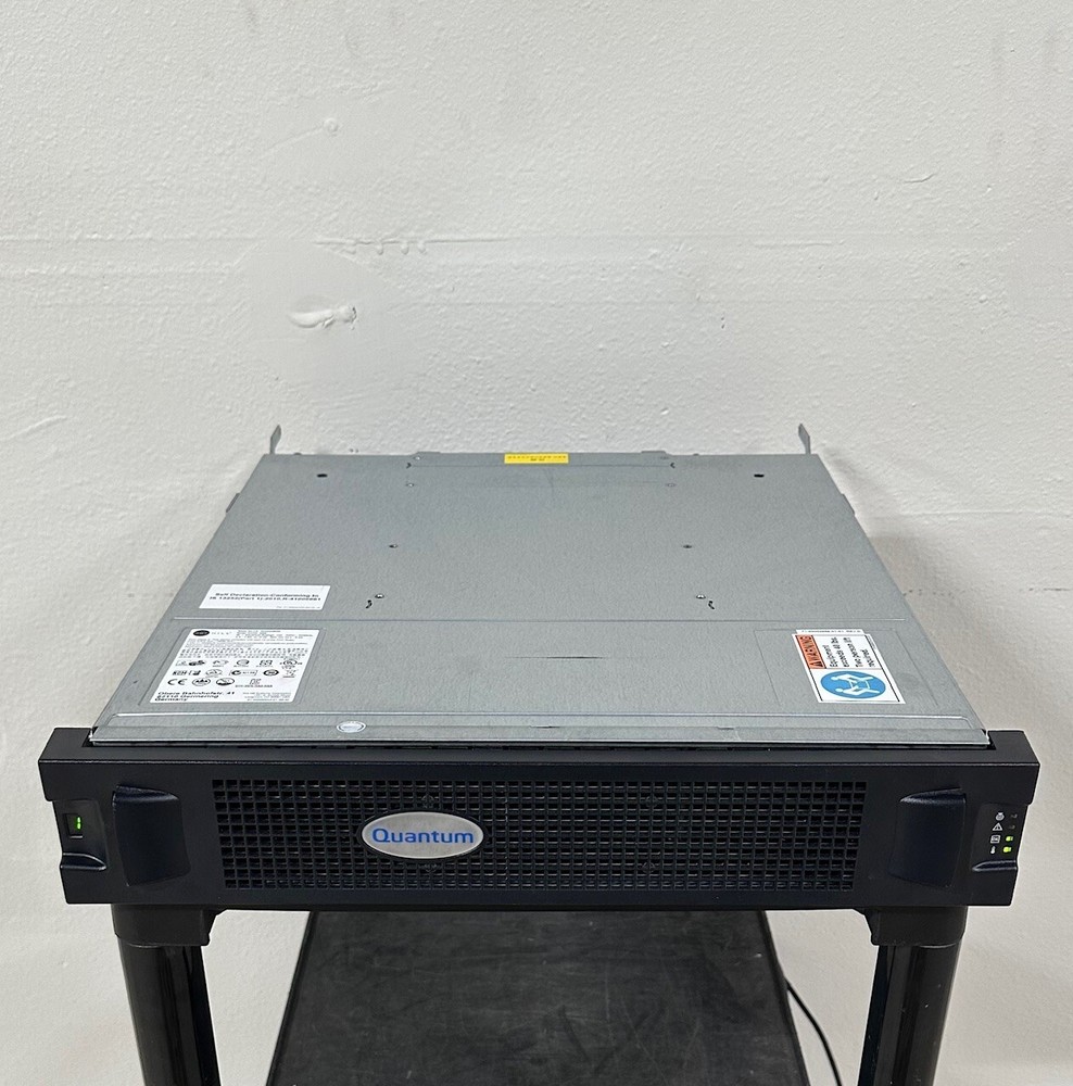Quantum 24-bay SAS disk array w/ Dual Dot Hill 1-04920-01