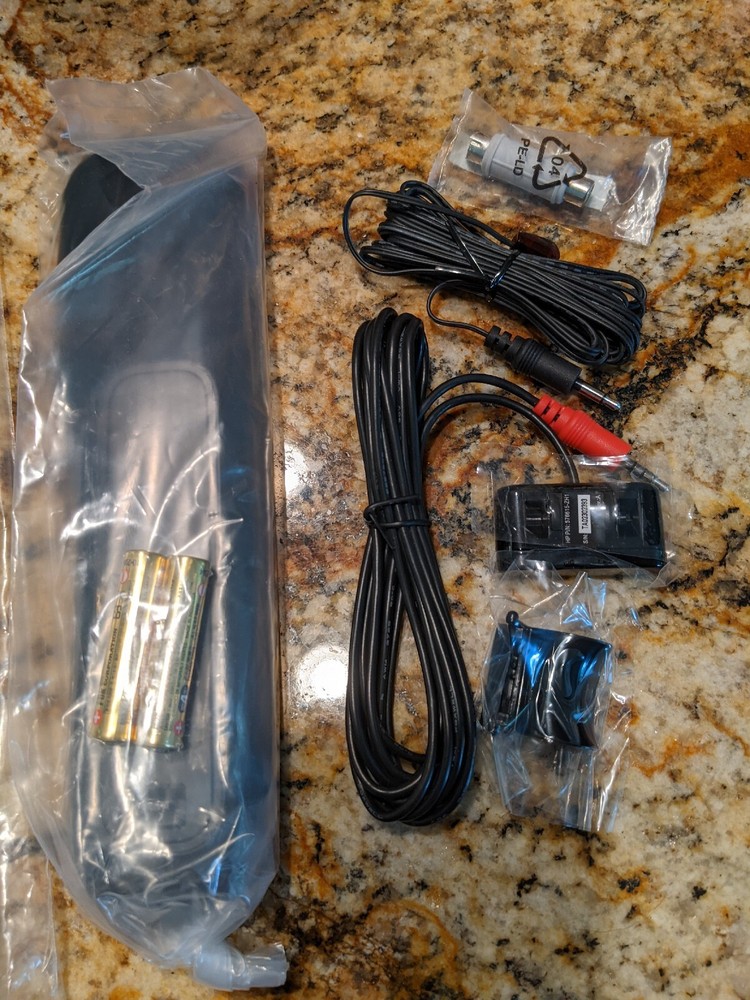 HP Remote, Accessories &Booklet NEW