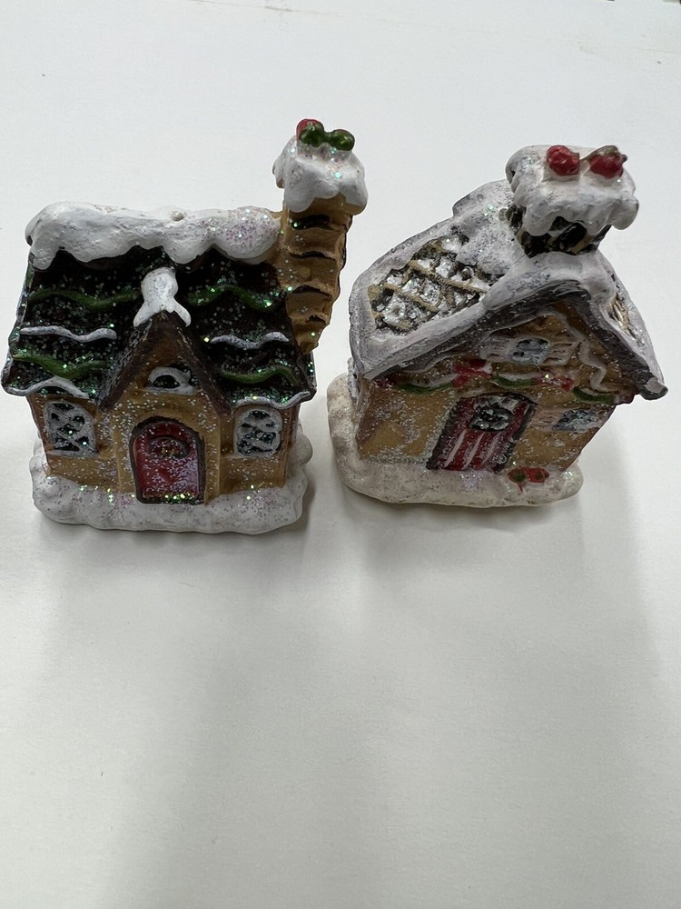 Mini Christmas clay gingerbread house