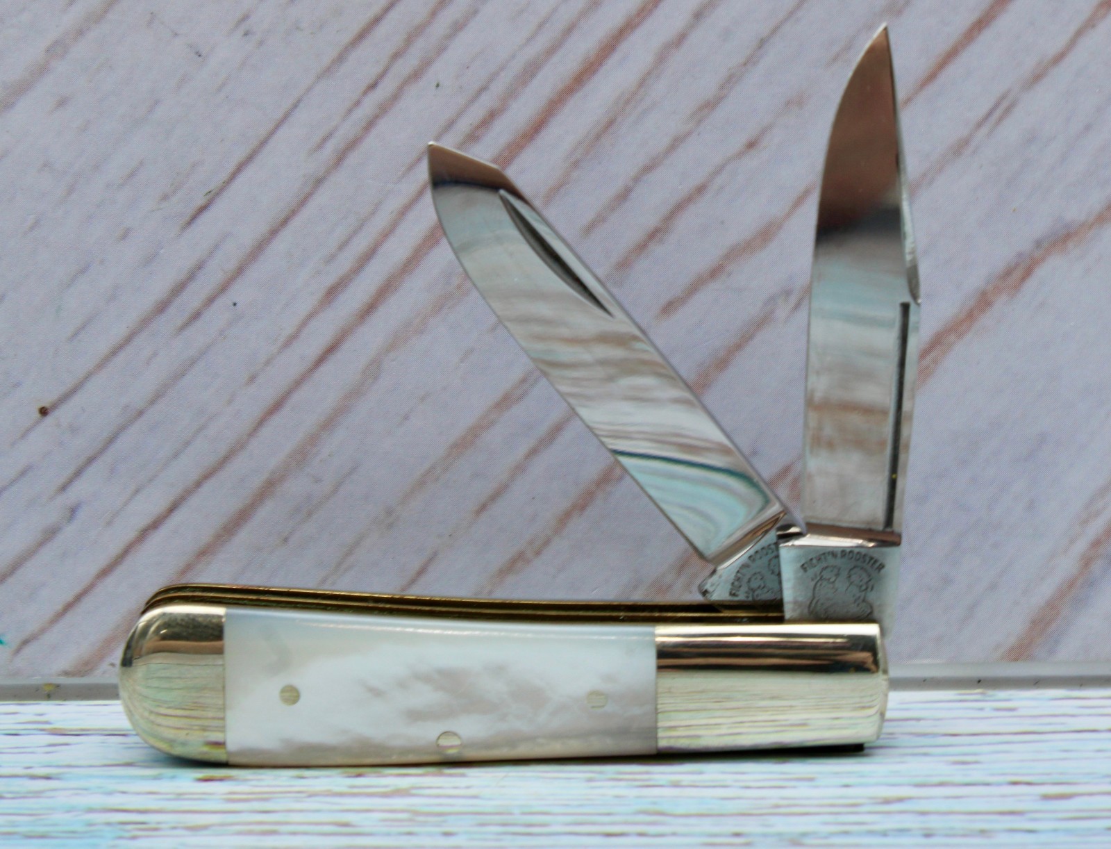 1982-1994 Fightn' Rooster Frank Buster 2.5" Pearl Trapper