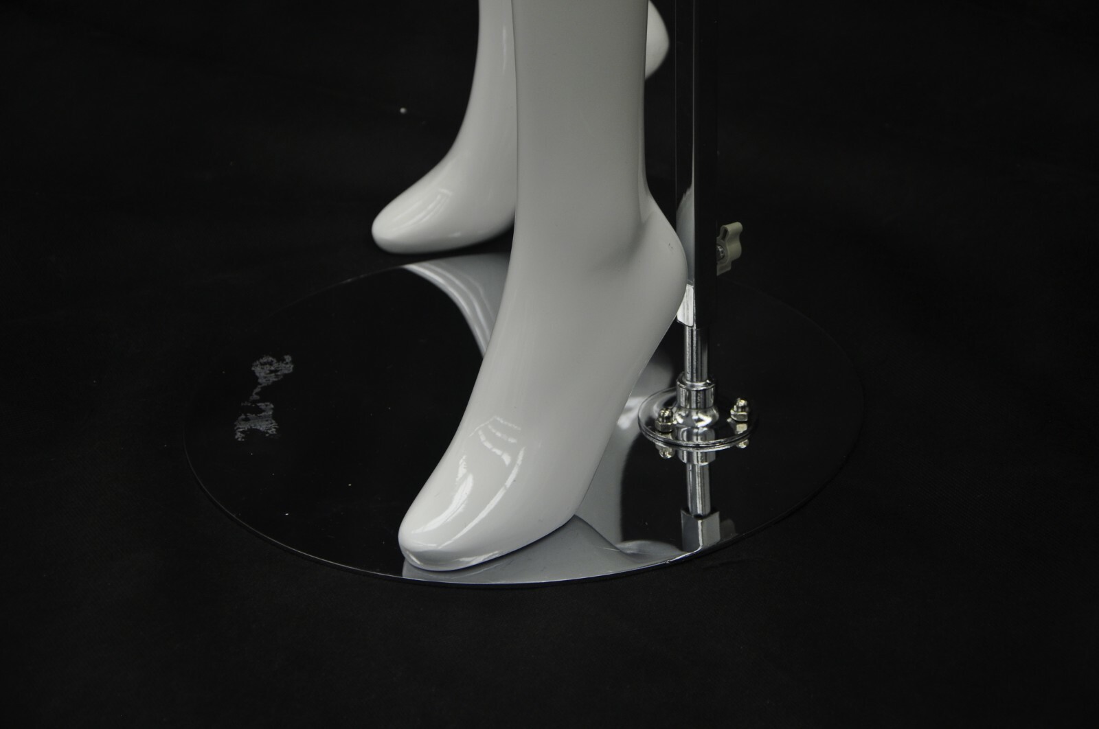 Adult Female Standing Abstract Face Glossy White Fiberglass Mannequin with Base