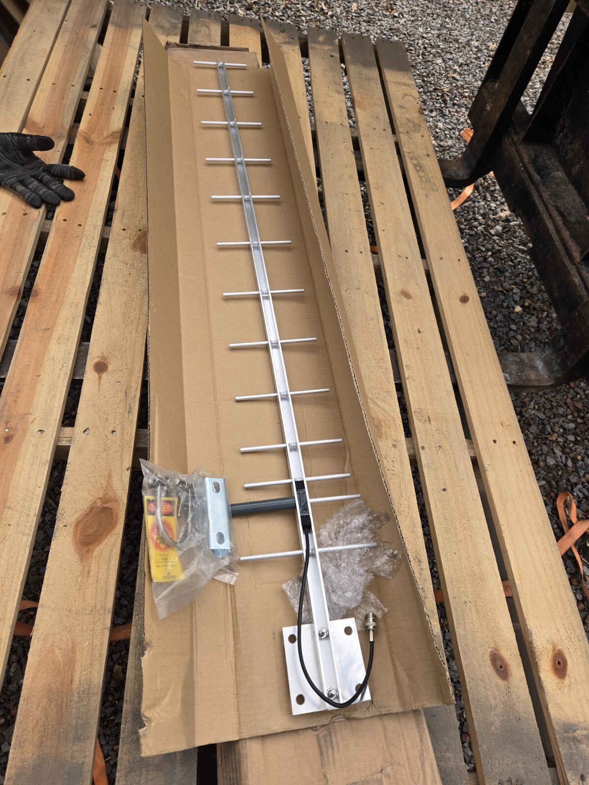 Laird Technologies 902-928 MHz  Antenna