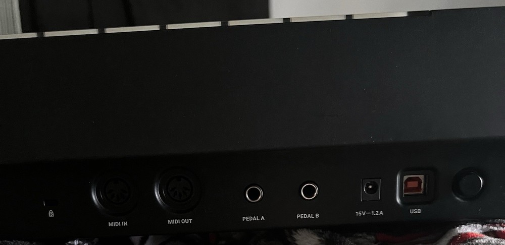 Native Instruments Komplete Kontrol S88 MK2 Keyboard