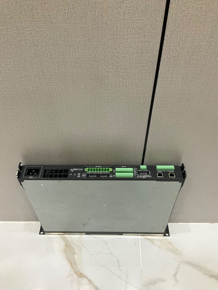 POWERSOFT QUATTROCANALI 2404 DSP+D PROFESSIONAL AUDIO AMPLIFIER