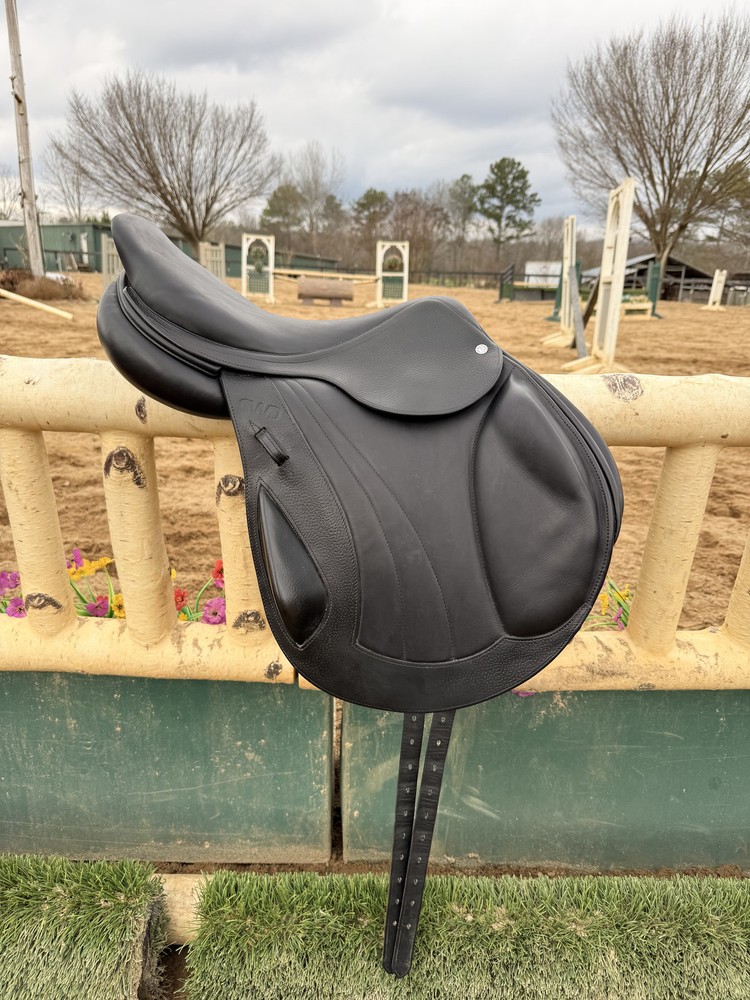 cwd eventing English saddle (perfect condition)