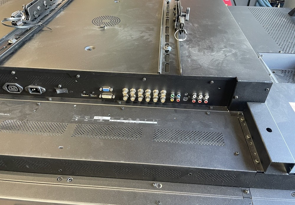 SMARTTECH SBID8070I-G4 70" Interactive Flat Panel LCD TOUCH SCREEN.SKU213837