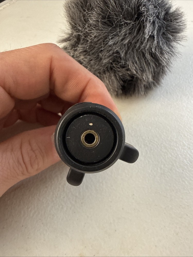 Rode VideoMic Me-L Lightning iPhone Directional Microphone w/ Windscreen