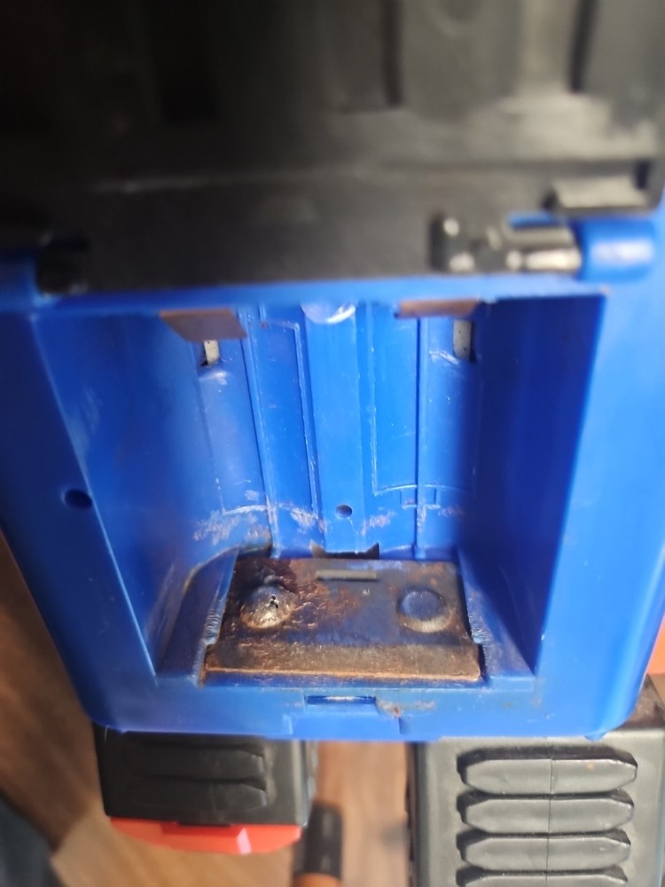 VTG 8" LAMBDA I ROBOT - Broken