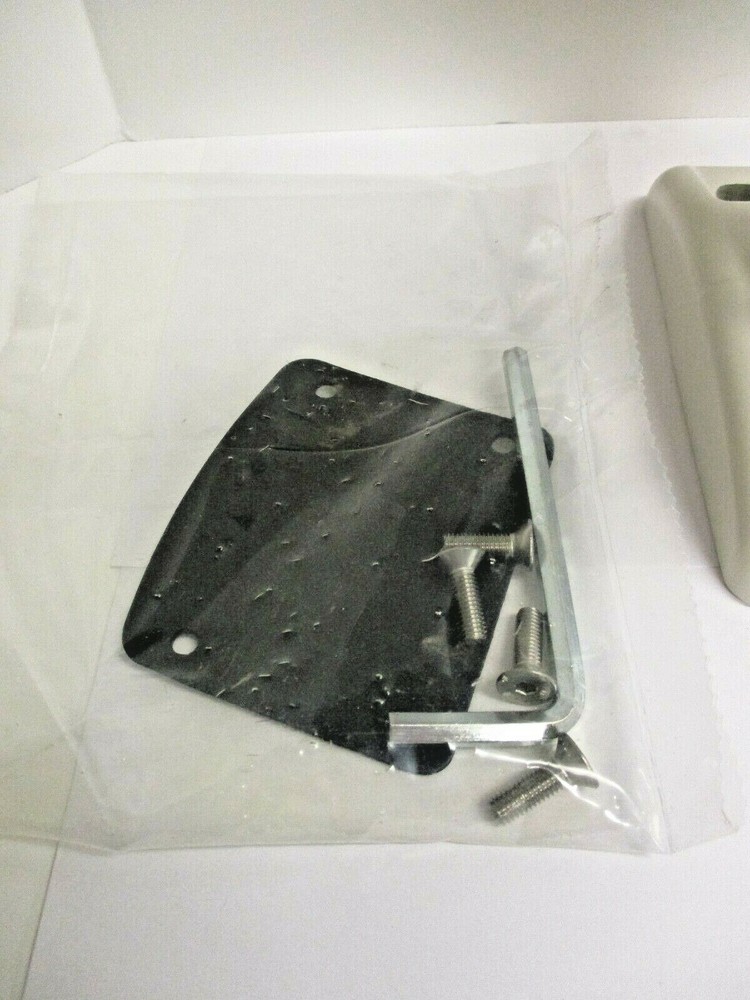 AXIS, VT WALL BRACKET, 0217-031 , SURPLUS