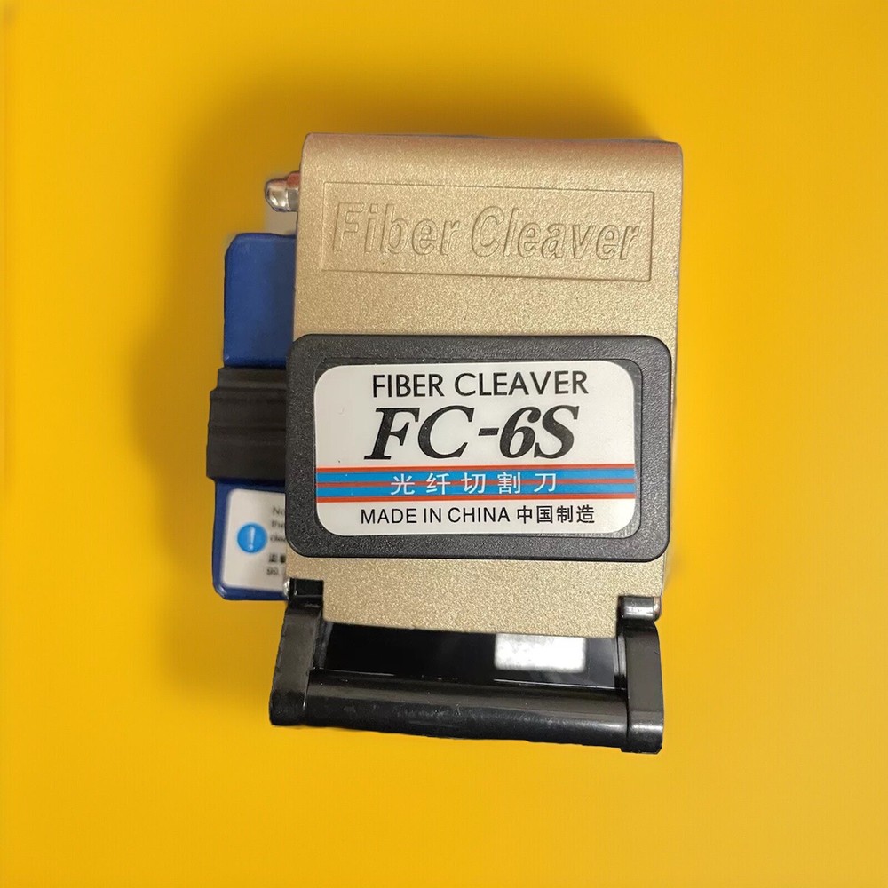 Fiber Optic Cleaver Complete With Adjusting Tools And Instructions.