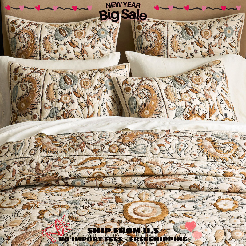 Pottery Barn Calista Embroidery Quilt Full/Queen/King/Cal.King