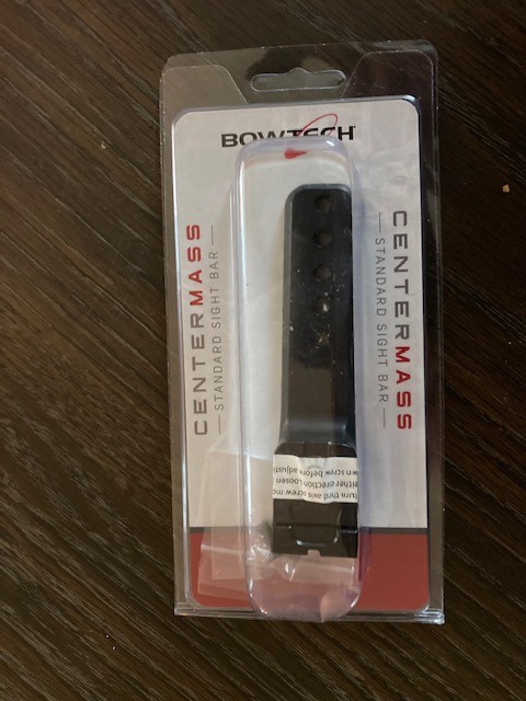 Bowtech center mass sight mount-Black Gold