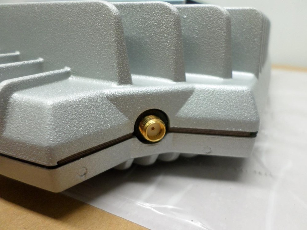 Ip.access PCS1900 Nano BTS Model # 165BU (012) V (49)