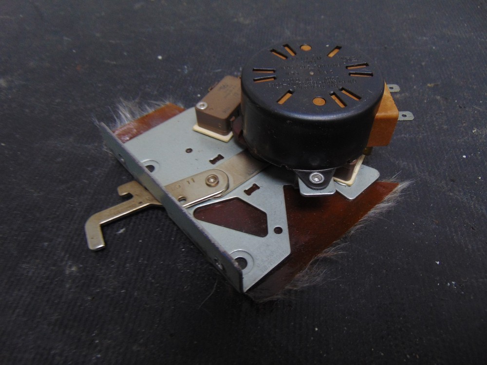 GE Range PB920DT1BB Latch Motor WB14T10087