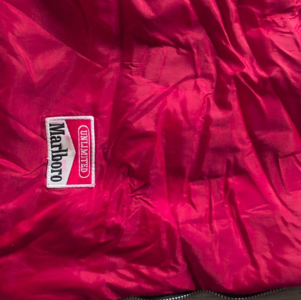 Marlboro Unlimited Red Compact Polyester Sleeping Bag Medium Camping Unisex