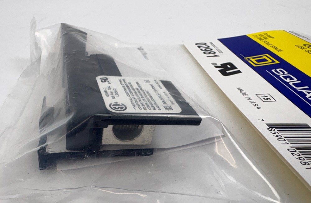 Square D QOMB1 Plug-on Mounting Base Circuit Breaker Accessory