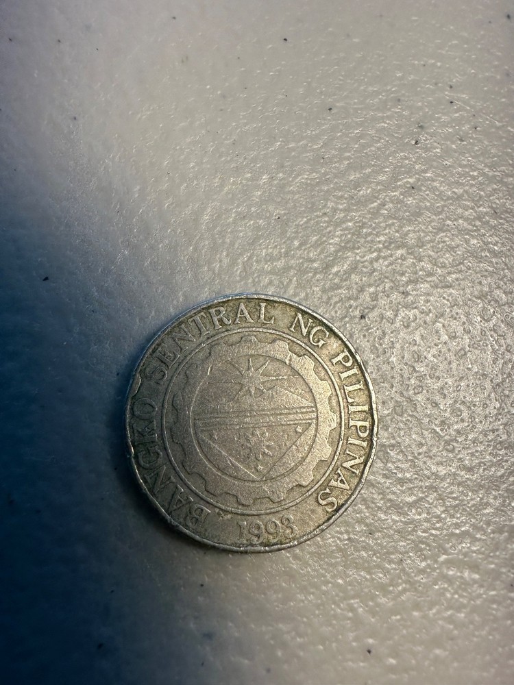 1993 Philippeans 1 Piso Coin