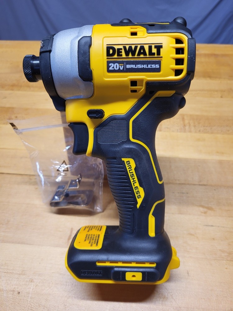 20V 1/4” IMPACT DRIVER KIT, DEWALT DCF 809D1