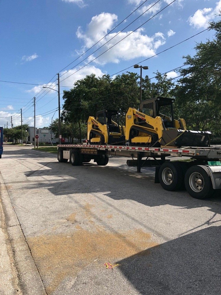 YANMAR T175 SKID STEER